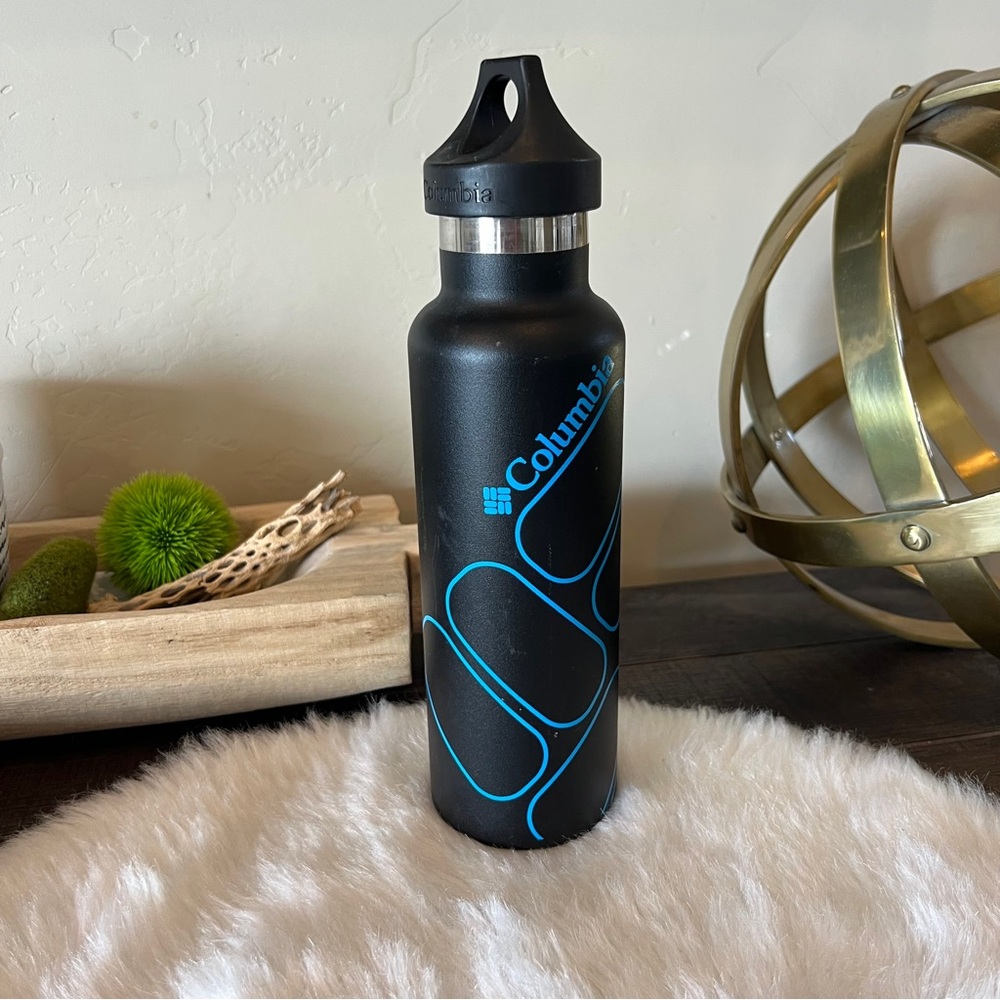 Columbia Sports Hydro Flask stainless steel water bottle 21oz